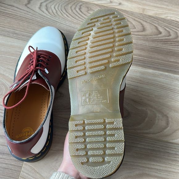 Dr. Martens Oxford Two-Tone Shoes - Picture 5 of 13